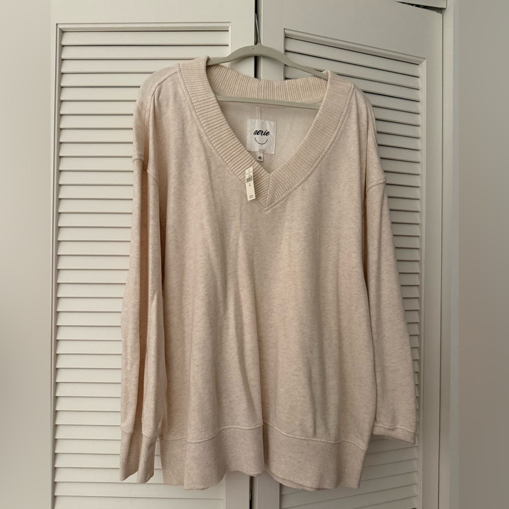 NWT aerie V-Neck Sweater in Light Cream